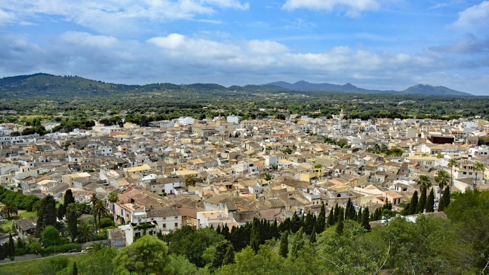 A Day Trip to Artà
